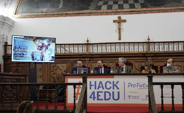 Presentación de la tercera edición del hackatón educativo. /UPSA